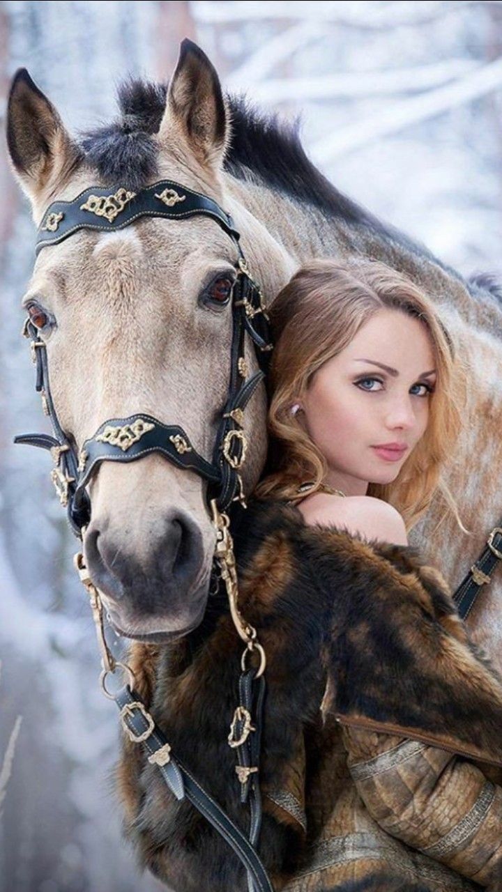 Фото бьенсе на коне