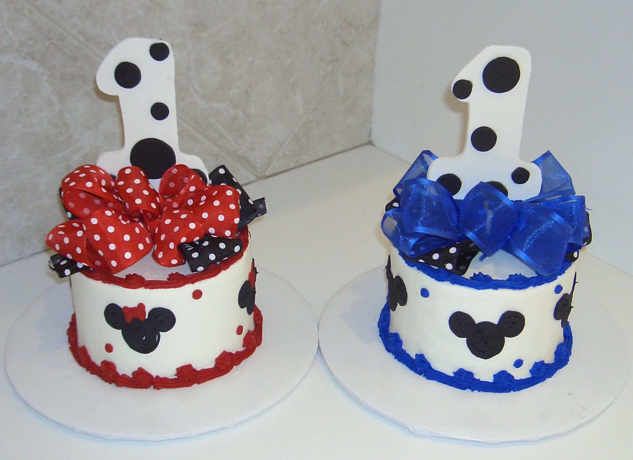 Парные торты на день рождения мальчику и девочке