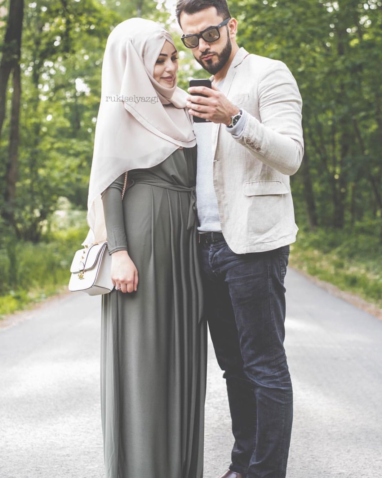Муж в хиджабе