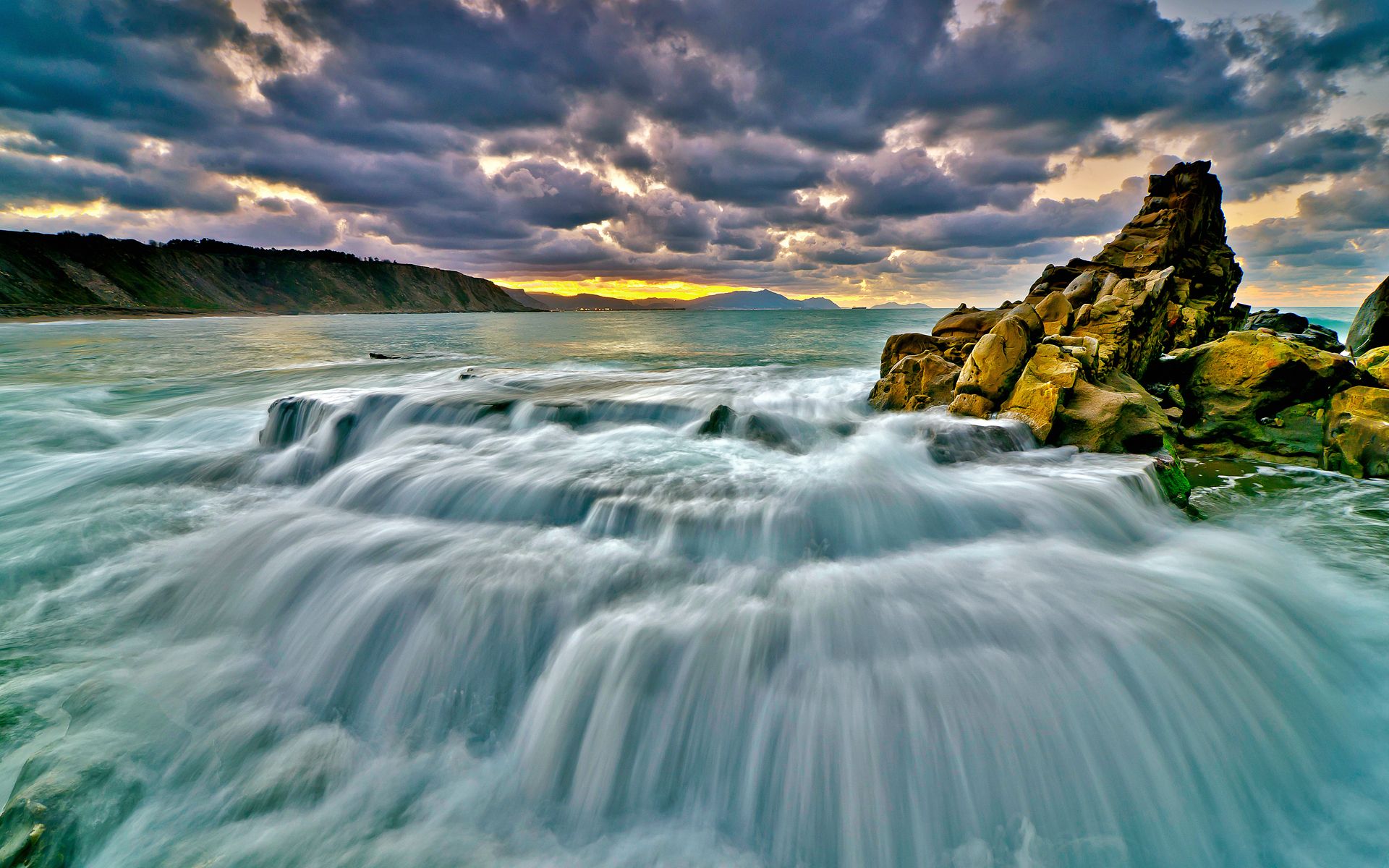 Красивая природа море водопады