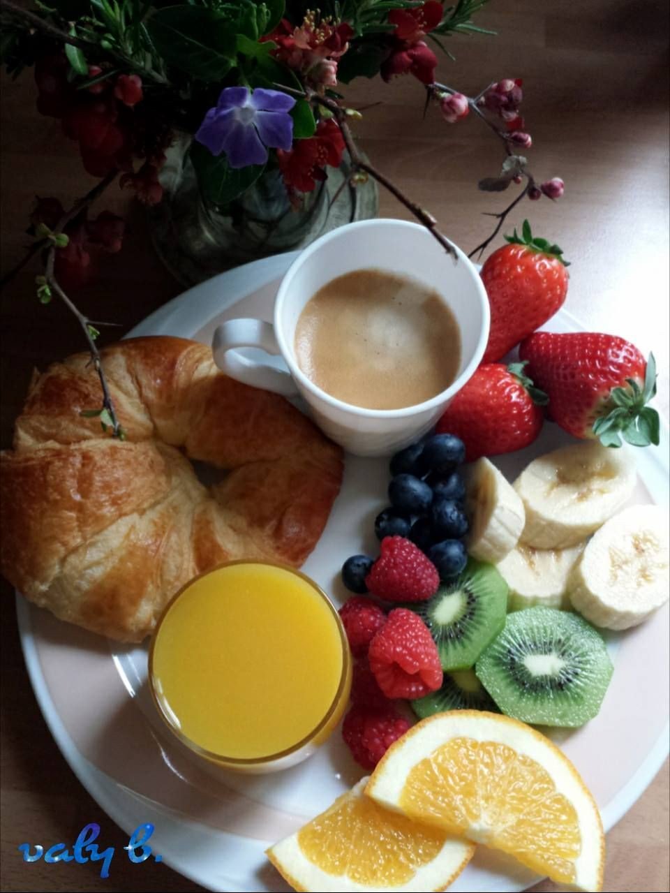 Открытка вкусный завтрак