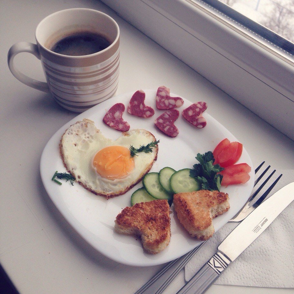 Утренний романтический завтрак