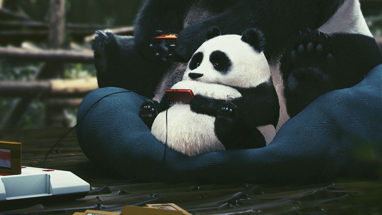 Панда с джойстиком