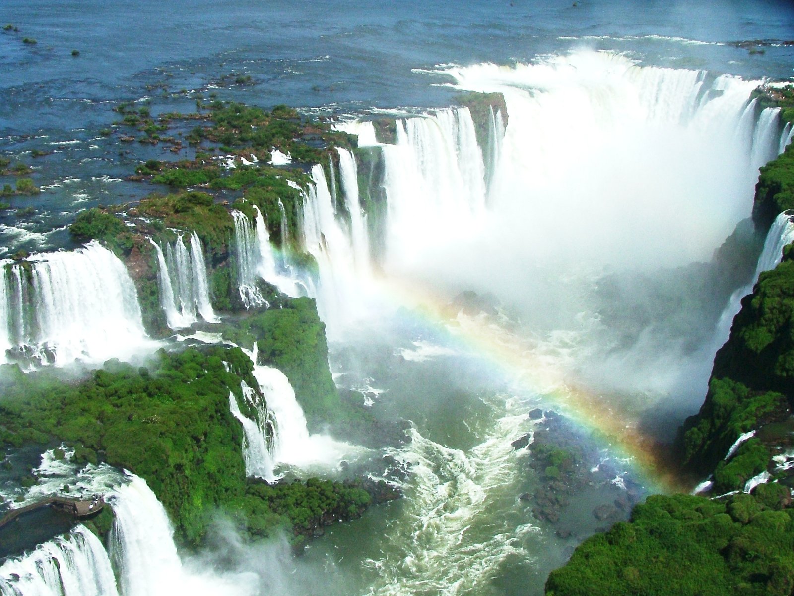 Водопады Игуасу достопримечательности Бразилии
