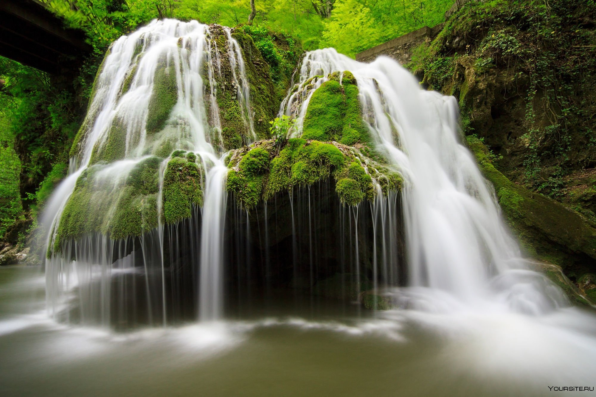Водопад Бигар Румыния фото