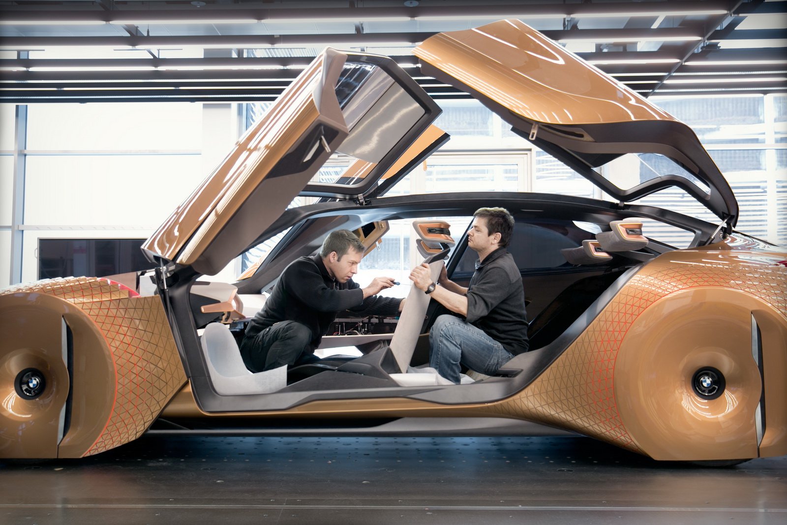 BMW Vision next 100 2016