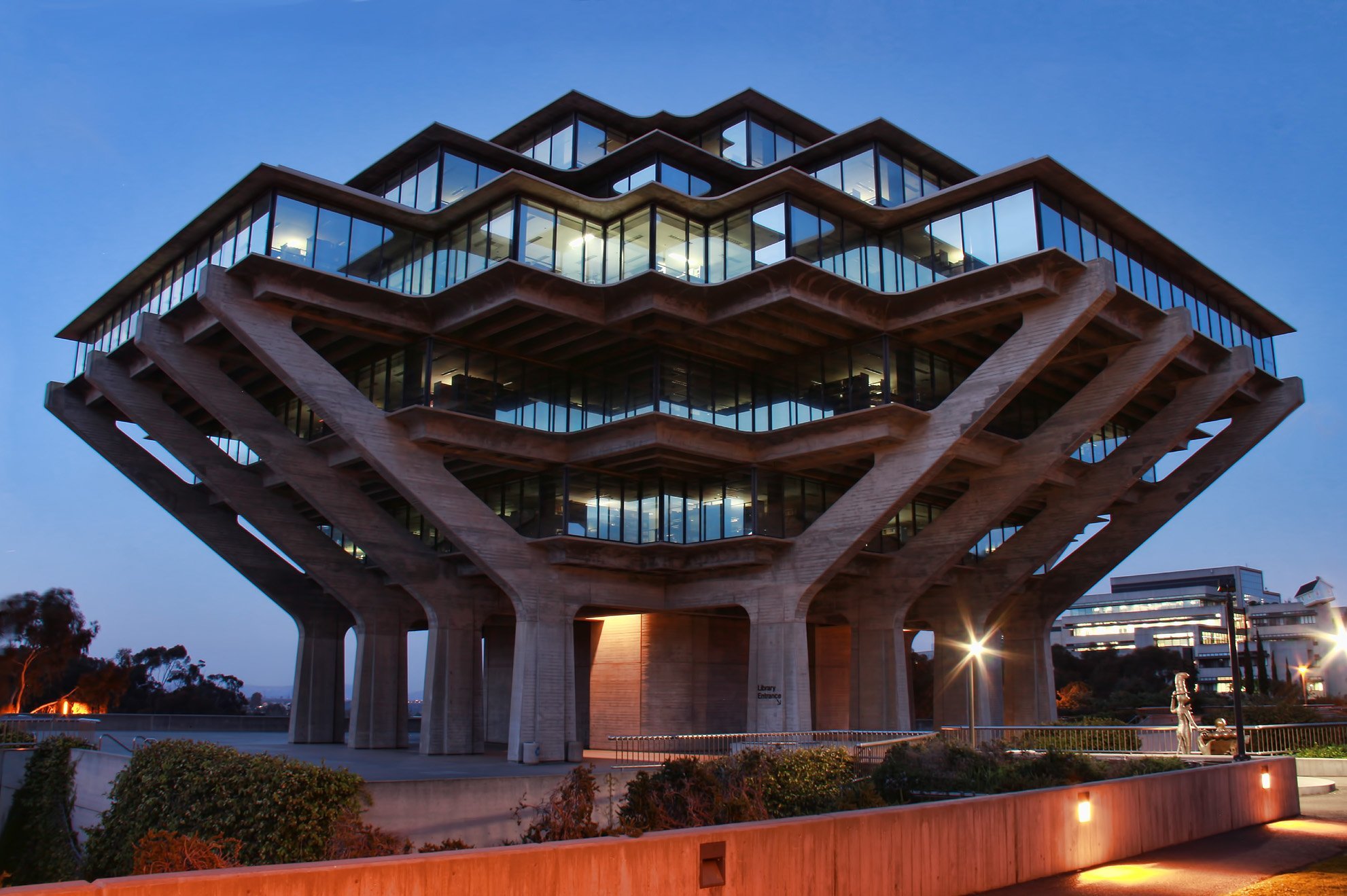 Библиотека Гейзеля (калифорнийский университет, США)