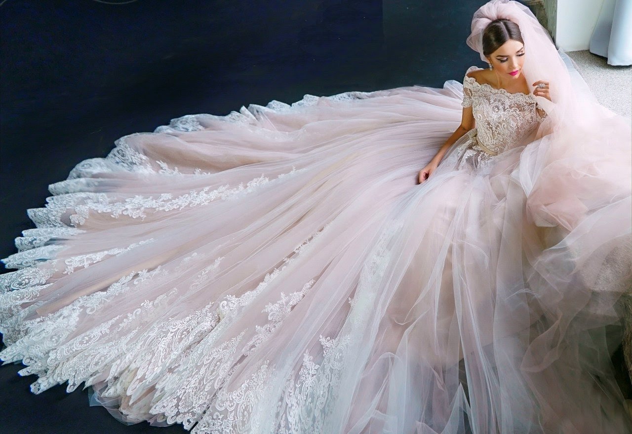 Самые шикарные Свадебные платья в мире
